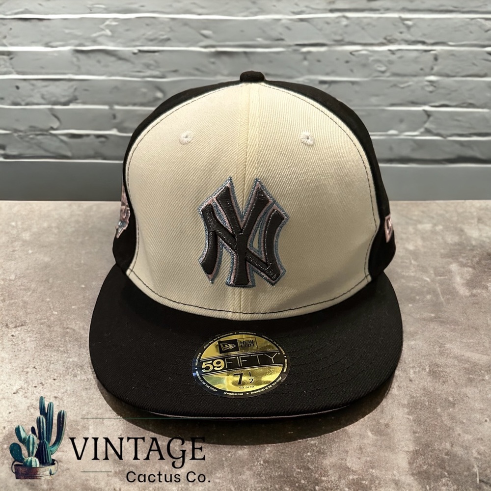 NEW!! NEW ERA NEW YORK YANKEES FITTED 59 FIFTY HAT!!